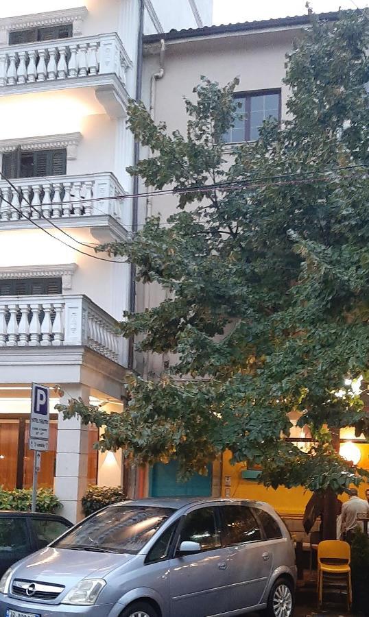 Appartamento Yes2 Tirana Esterno foto